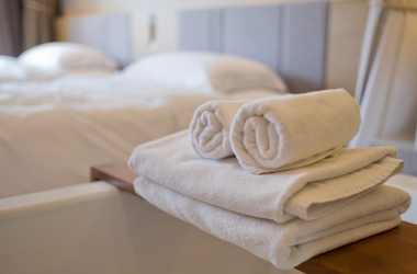 Lavado y desinfección de ropa de cama y toallas